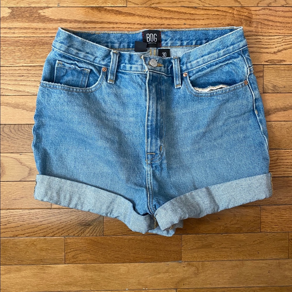 Classic jean shorts